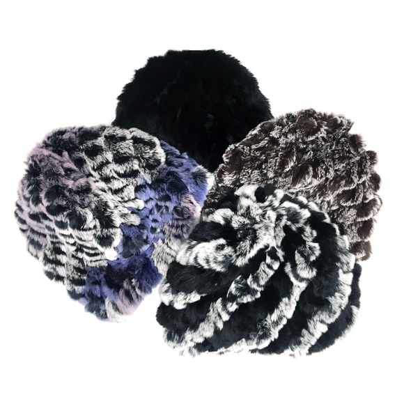 NWT Reversible Knit Beanie Genuine Fur Hat in Violet Multi Overstock MSRP $68 - Picture 5 of 6